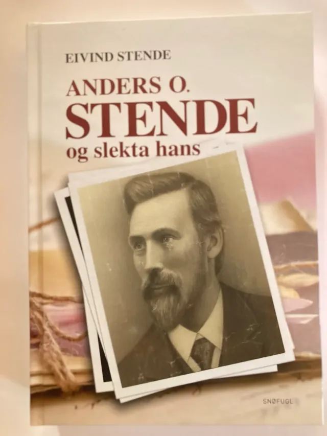 Snøfugl Forlag Anders O Stende og slekta hans bok Eivind Stende