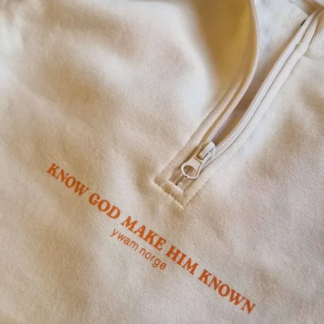 Proklamedia YWAM Half-zip sweatshirt oversized brodert
