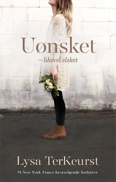 Proklamedia Uønsket likevel elsket bok heftet på norsk
