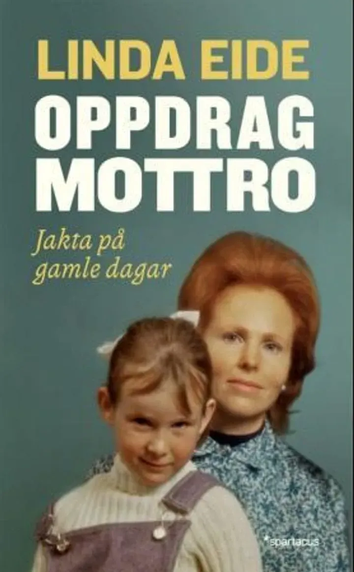 Spartacus Oppdrag Mottro bok heftet på nynorsk